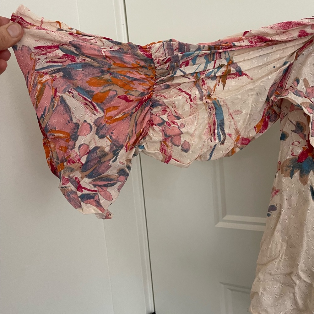 New PPLA cropped top- watercolor, flowers, size large